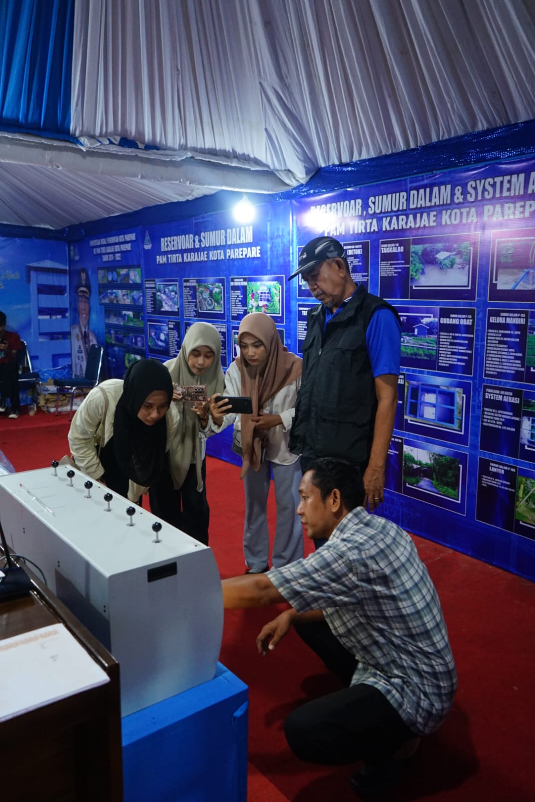 Semarak Penutupan Parepare Fair 2023, PAM Tirta Karajae Kembali Dinobatkan Tenant Terbaik